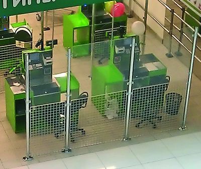 Стационарные и мобильные перегородки для магазина Стационарные и мобильные перегородки для магазина