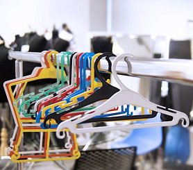 Детские вешалки и плечики для одежды 