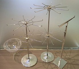 Вешала и стойки настольные  