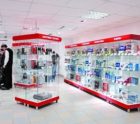 Стеклянные витрины, торговые прилавки