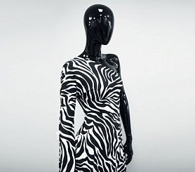 Манекены женские абстрактные 