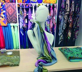 Манекен голова и шея (для шапок и украшений) 