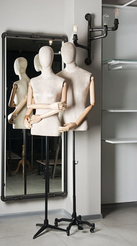 Торсы и манекены с деревянными руками Originals